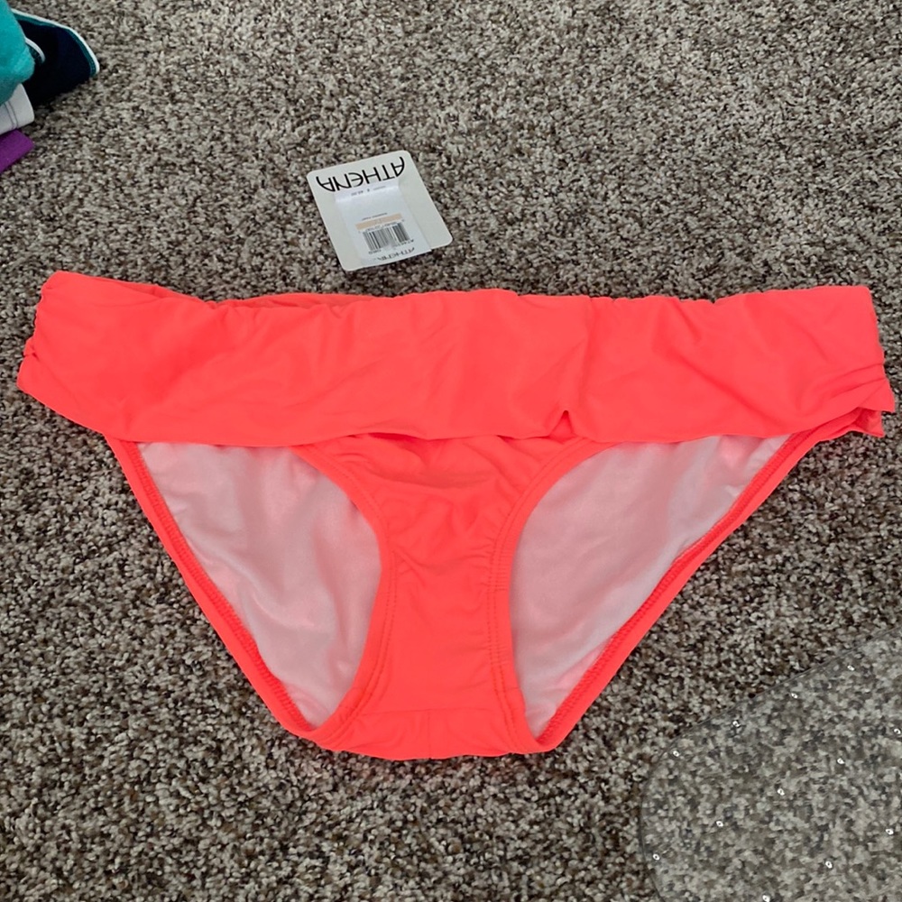 Athena Sz 12 orange bottoms NWT